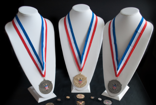 Presidential Volunteer Service Award applications now open